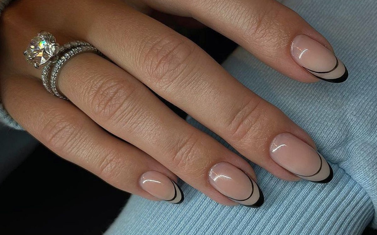 Let’s Get Minimal (French Manicure Nails)