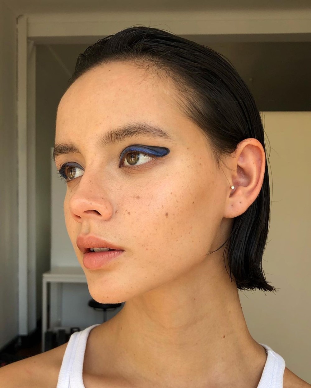 Graphic Eyes Makeup Trend: Makeup Artist Nisha Van Berkel