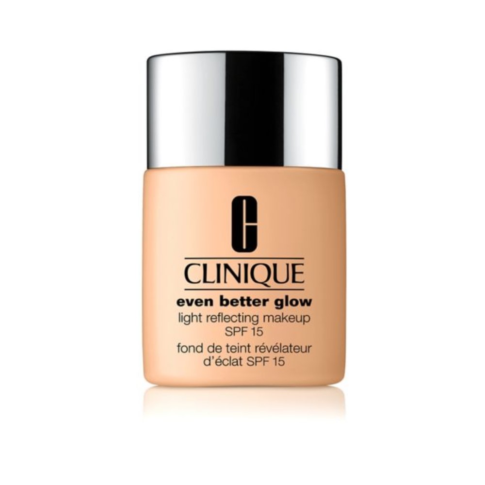 Clinique Even Better Glow Light Reflecting Makeup SPF 16