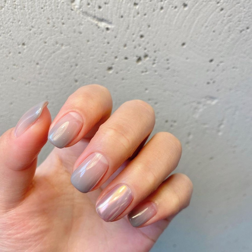 Spring Manicure: Pearlescent Nails - BLNCD BEAUTY