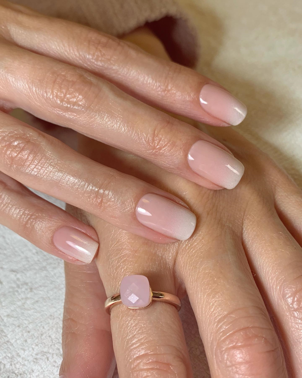 Autumn Nail Trends 2022: Nude Ombre Nails